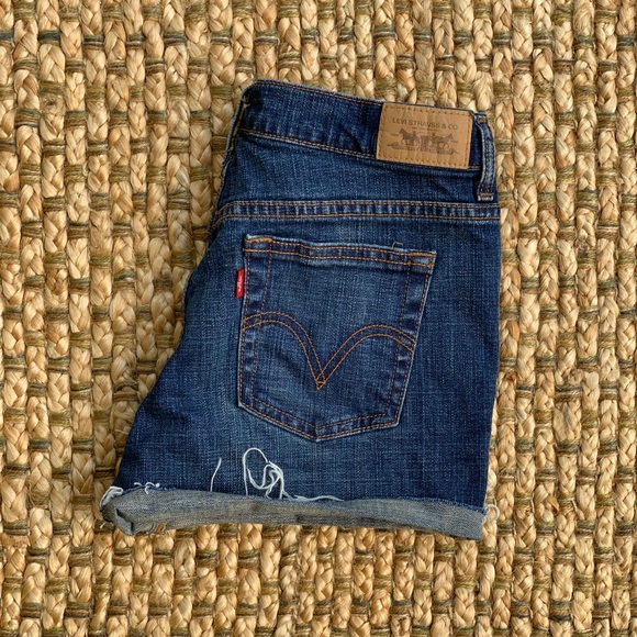 Levi’s 505 Cutoff Shorts Sz 4 - Picture 3 of 3